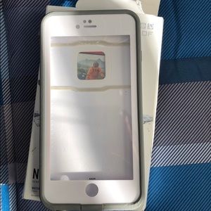 White Lifeproof case iPhone 6s plus